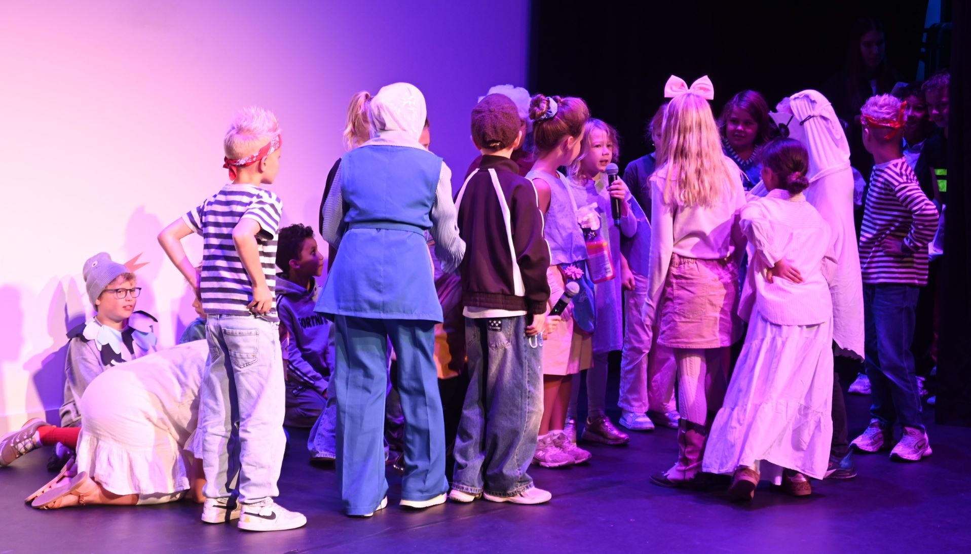 Kindcentrum Oranje Nassau schittert in theater Streams Breede Beek